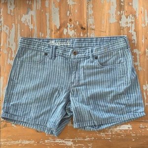 Madewell lightweight pinstripe denim shorts 27